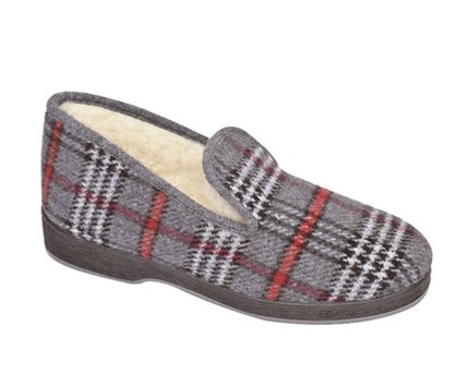 chaussons en laine style charentaise